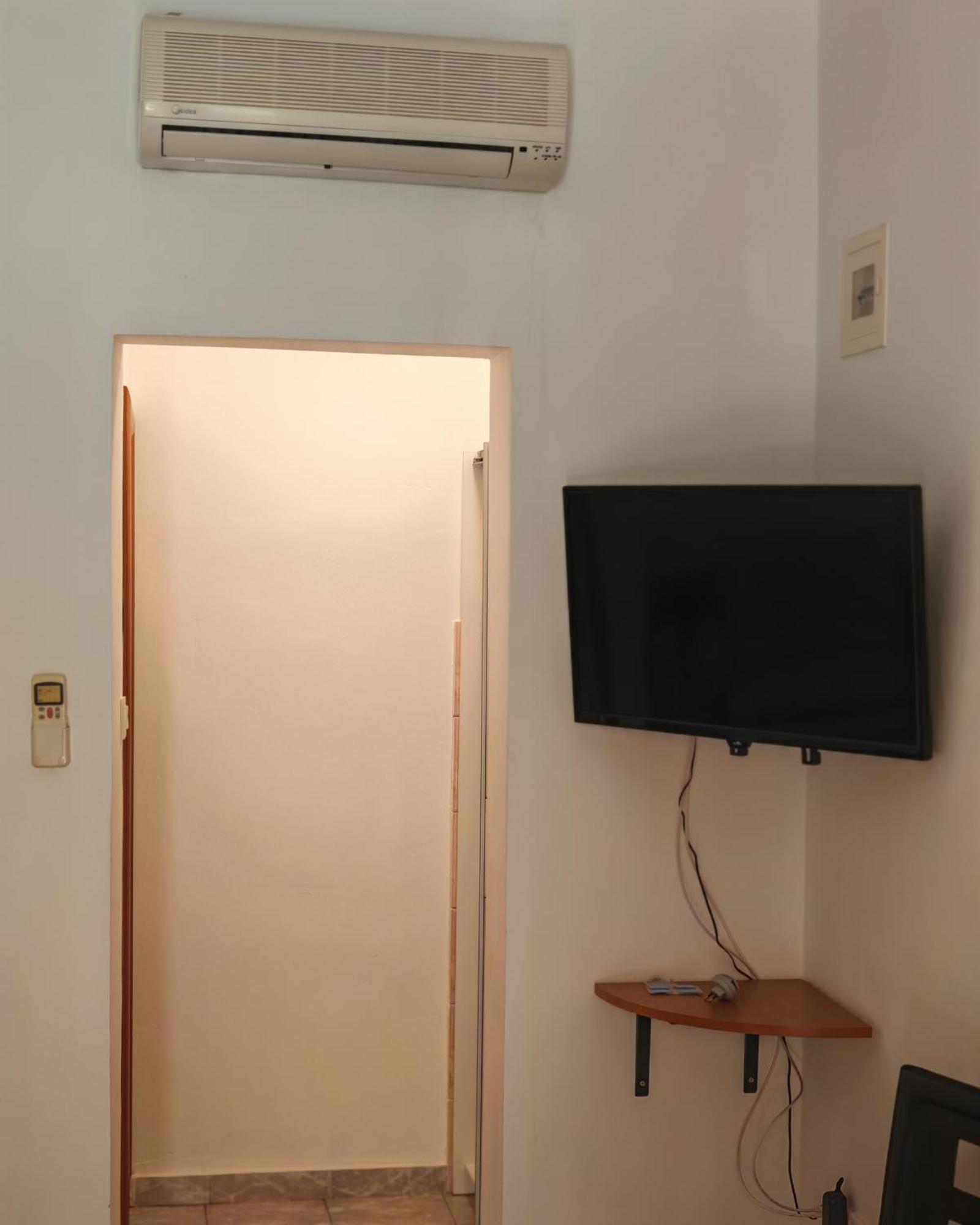 Rooms Carija トロギール エクステリア 写真